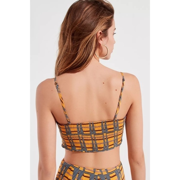 UO Dolores Tie-Front Cropped Tank Top - Picture 2 of 9